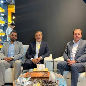 حضور دکتر مهدی محرابی مشاور صنایع نفت، گاز و پتروشیمی در غرفه سپاس حضور دکتر مهدی محرابی مشاور صنایع نفت، گاز و پتروشیمی در نمایشگاه